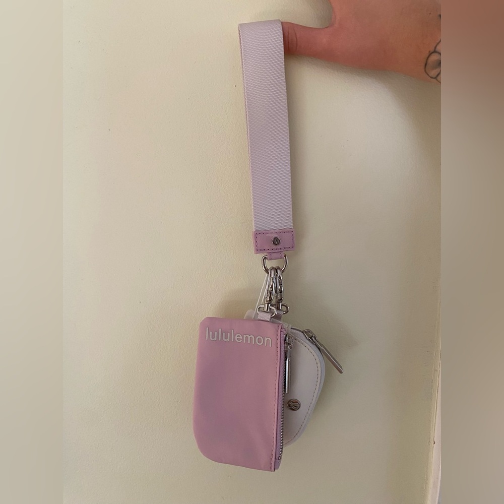 NWT Lululemon Dual Pouch Wristlet- Pink Peony/White Opal